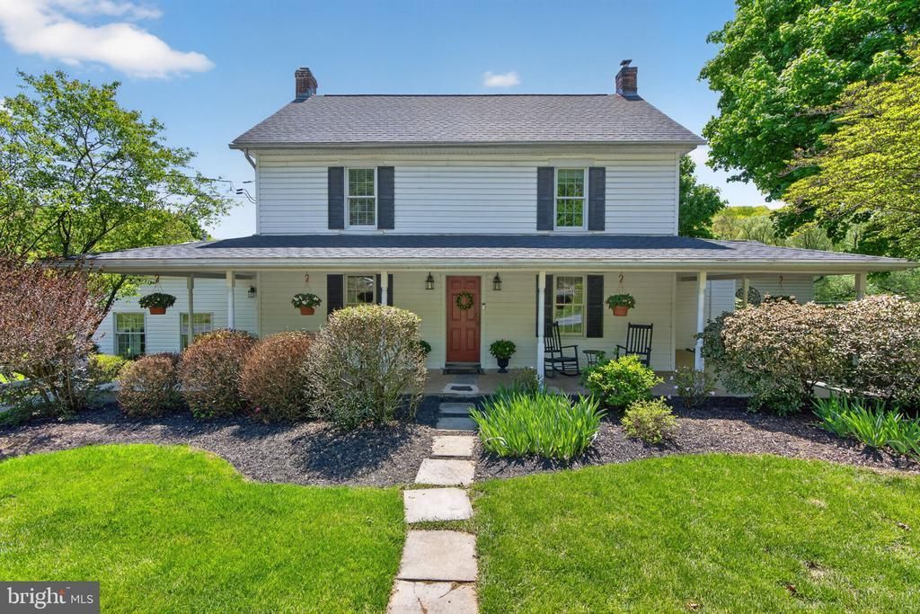6612 POWDER VALLEY ROAD , ZIONSVILLE, PA 18092