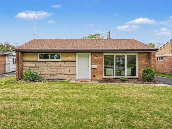 17332 Lorenz Avenue , Lansing, IL 60438
