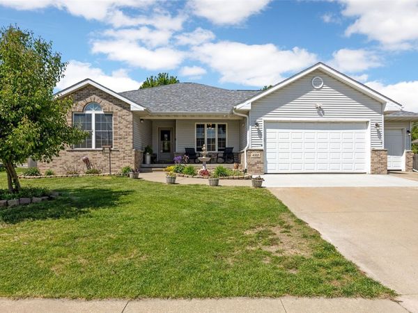 4322 Widgeon Drive, Marion, IA 52302