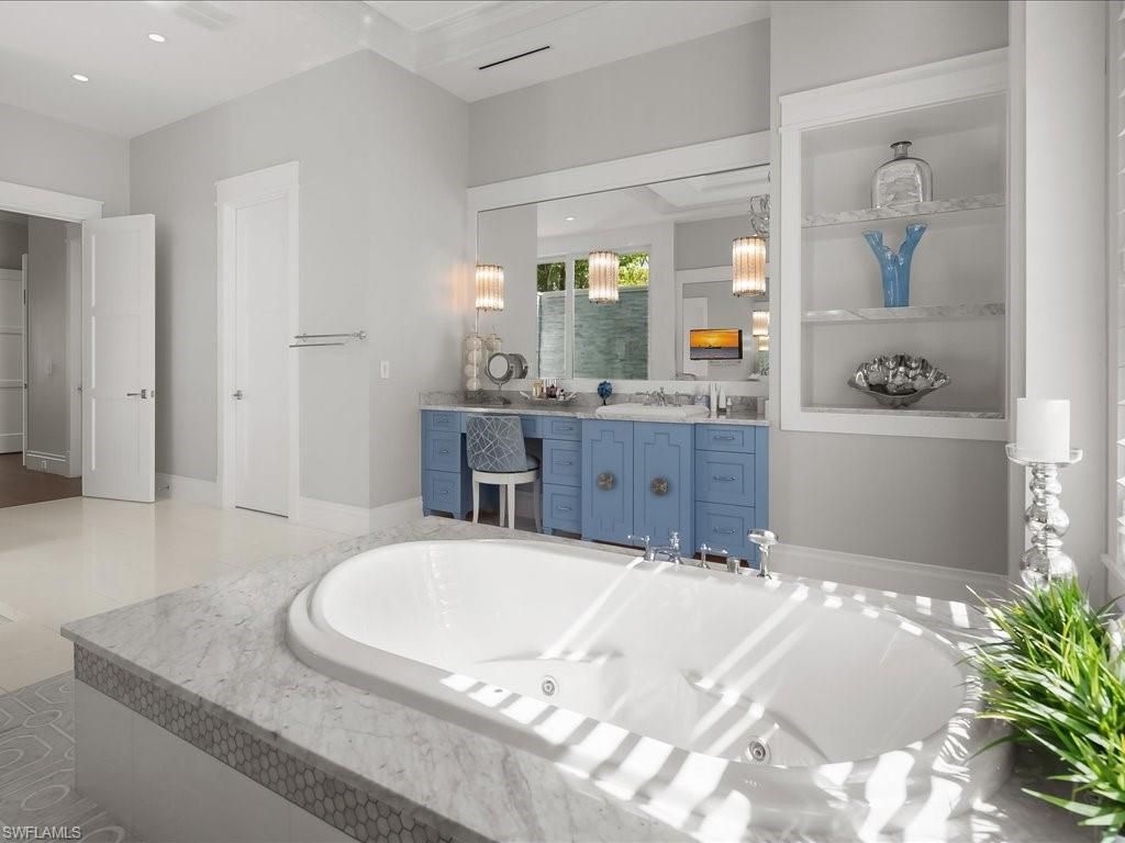 17412 Via Lugano Ct , Miromar Lakes, FL 33913 Photo