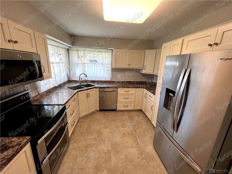 3865 Greenbelt Avenue, Kettering, OH 45429 Photo 16