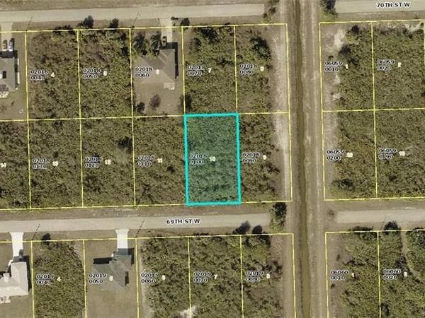 2902 69th ST W, LEHIGH ACRES, FL 33971