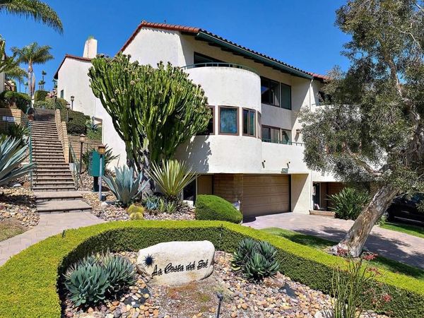 7304 Alicante Road, Unit 3, Carlsbad, CA 92009