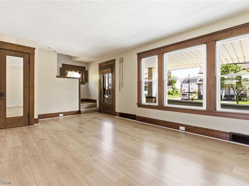 2802 Colburn Avenue, Cleveland, OH 44109 Photo 11