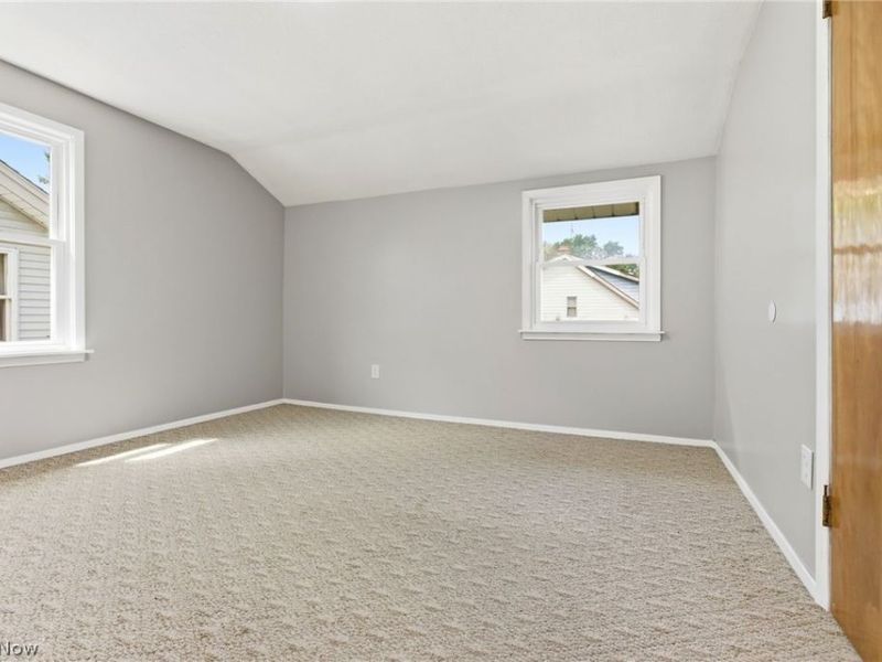 2802 Colburn Avenue, Cleveland, OH 44109 Photo 18
