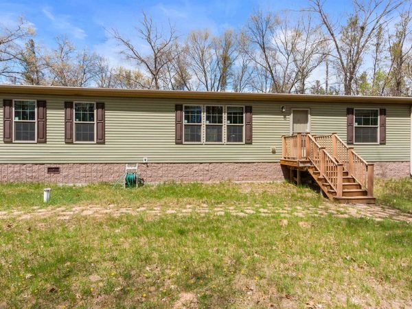 1382 S Cypress Lane, Friendship, WI 53934