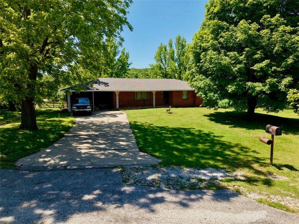 335 Madison 7802, Huntsville, AR 72740