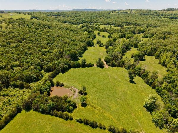 335 Madison 7802, Huntsville, AR 72740