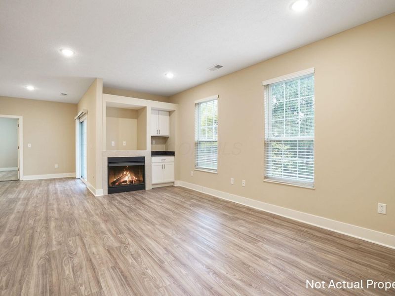 5677 Laurel Pine Lane , Dublin, OH 43016 Photo 2