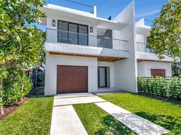 1223 SW 12th Ct , Unit 1223, Miami, FL 33135