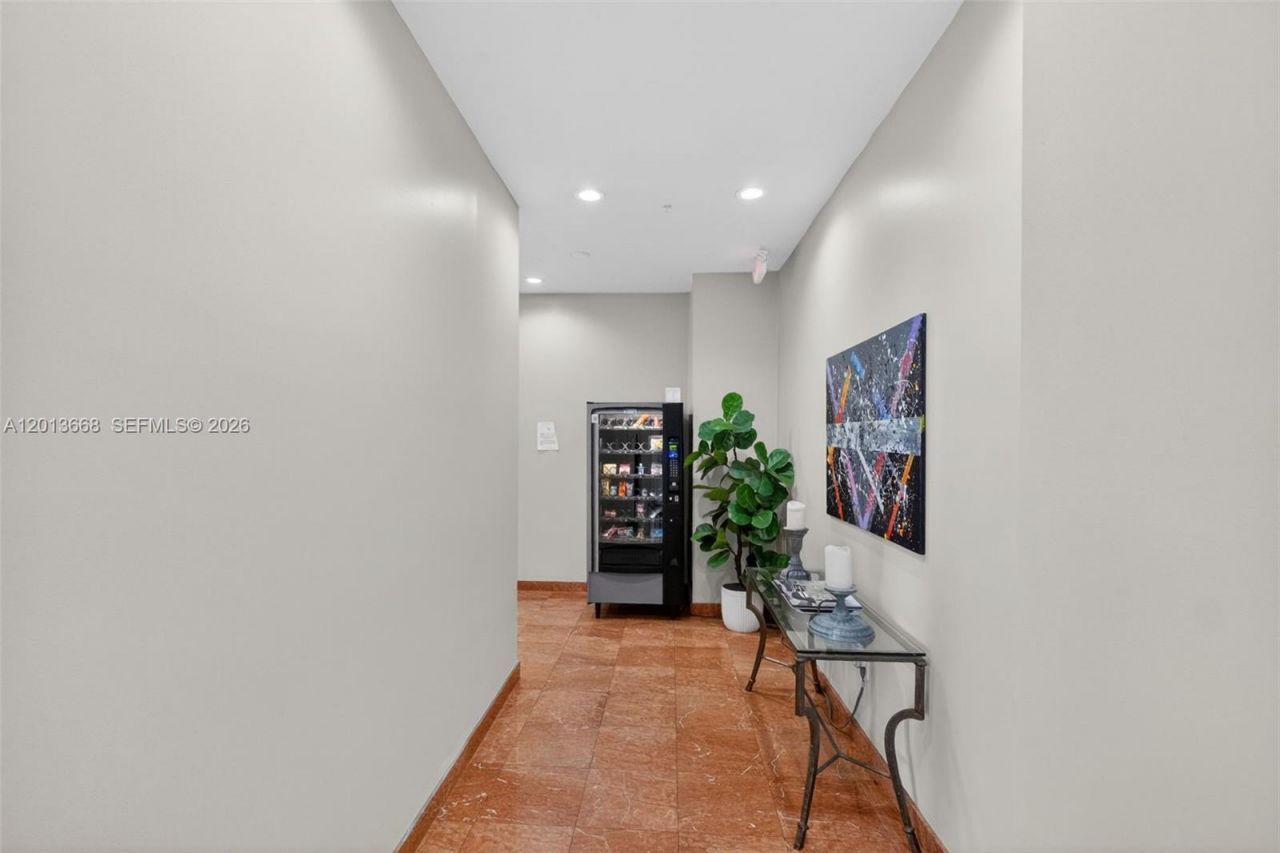5271 SW 8th St , Unit 305, Miami, FL 33134 Photo