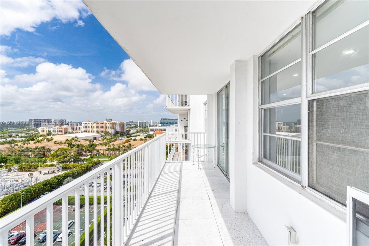 2851 NE 183rd St , Unit 1504E, Aventura, FL 33160 Photo