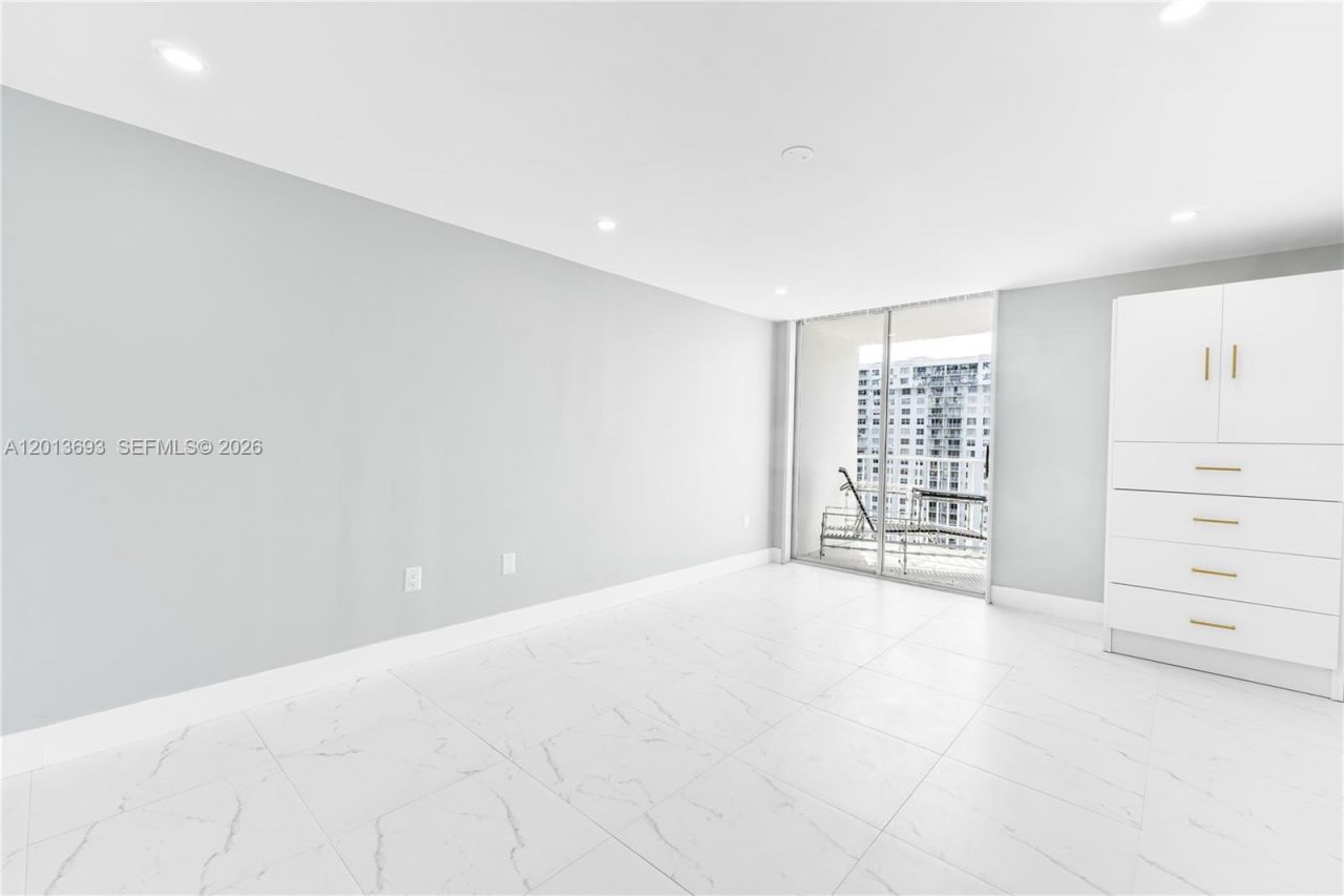 2851 NE 183rd St , Unit 1504E, Aventura, FL 33160 Photo