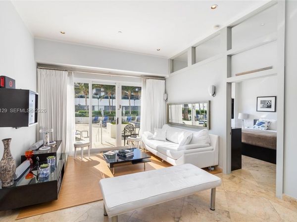 6917 Collins Ave , Unit L-103, Miami Beach, FL 33141