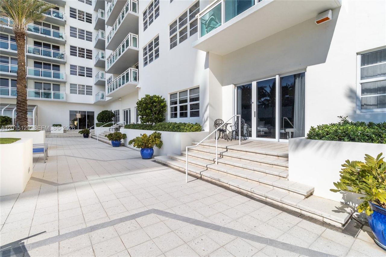 6917 Collins Ave , Unit L-103, Miami Beach, FL 33141 Photo