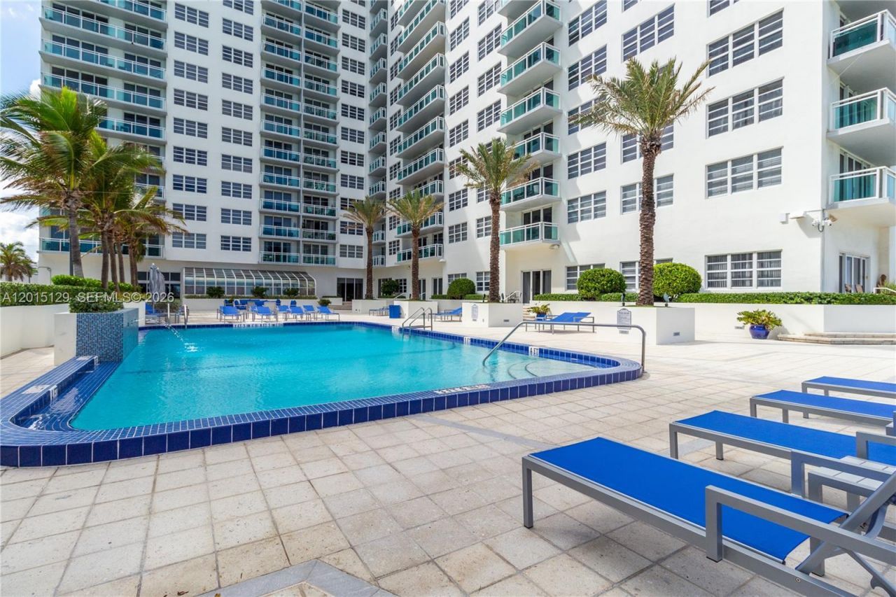 6917 Collins Ave , Unit L-103, Miami Beach, FL 33141 Photo