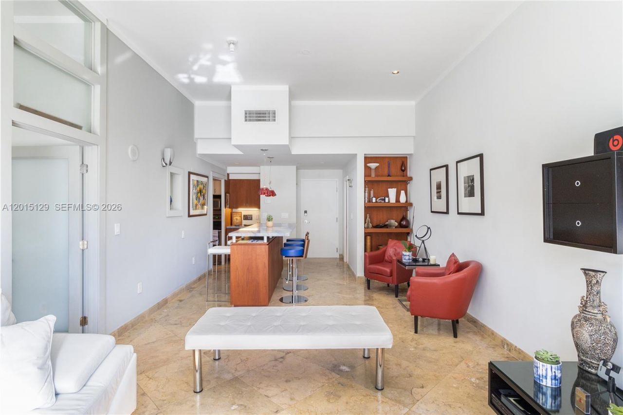 6917 Collins Ave , Unit L-103, Miami Beach, FL 33141 Photo