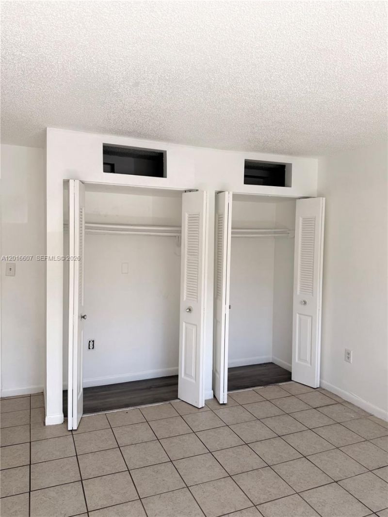 6990 NW 186th St , Unit 4-210A, Hialeah, FL 33015 Photo
