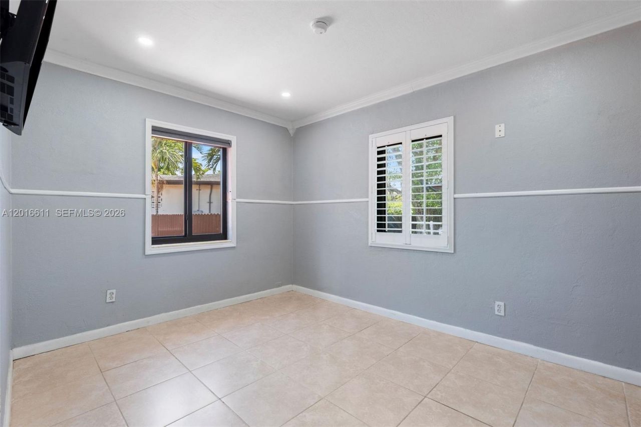 1025 Sylvania Blvd , West Miami, FL 33144 Photo