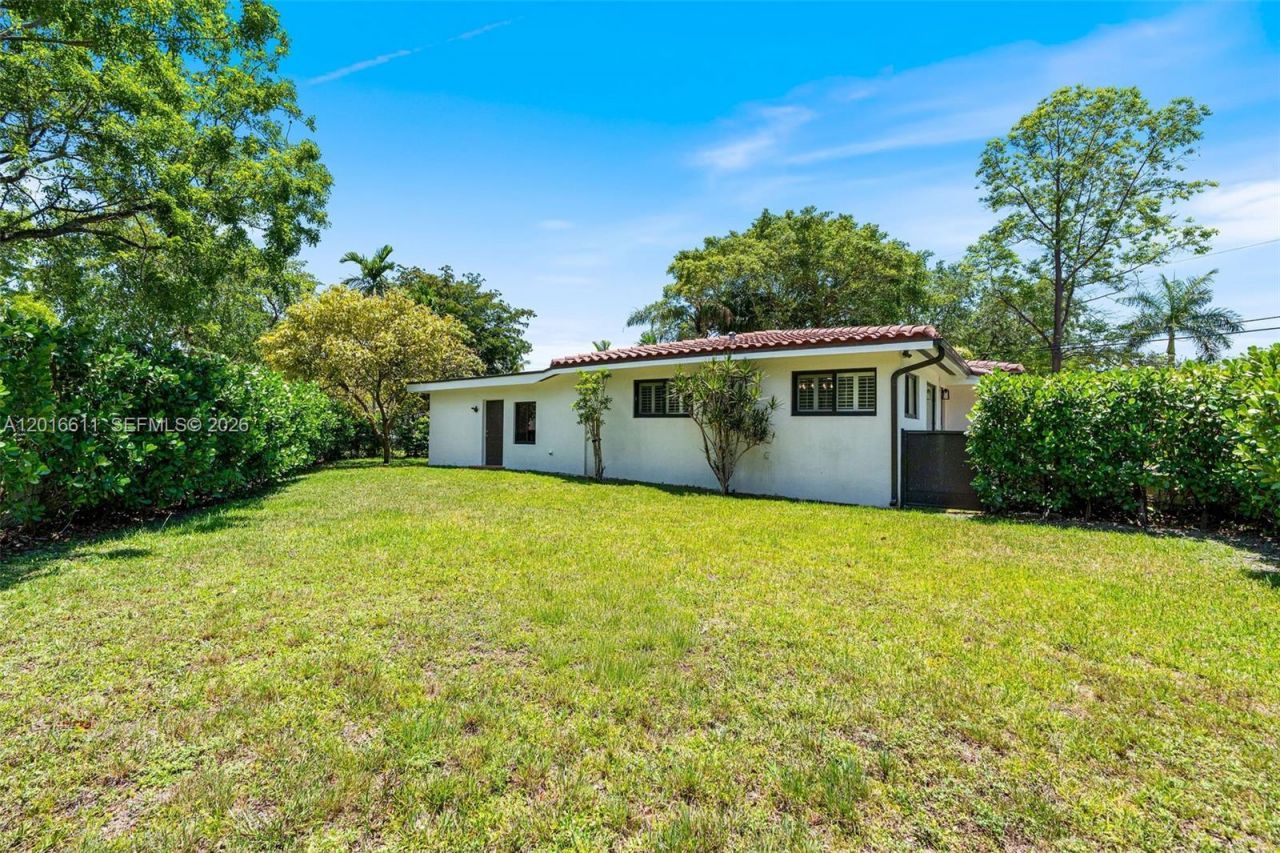 1025 Sylvania Blvd , West Miami, FL 33144 Photo