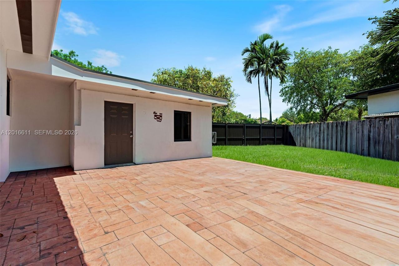 1025 Sylvania Blvd , West Miami, FL 33144 Photo