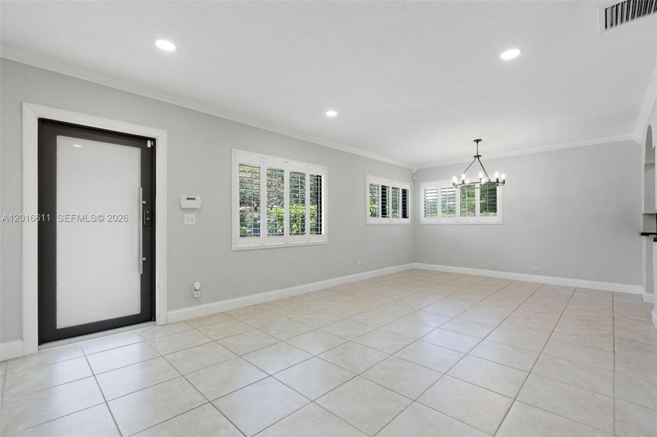 1025 Sylvania Blvd , West Miami, FL 33144 Photo