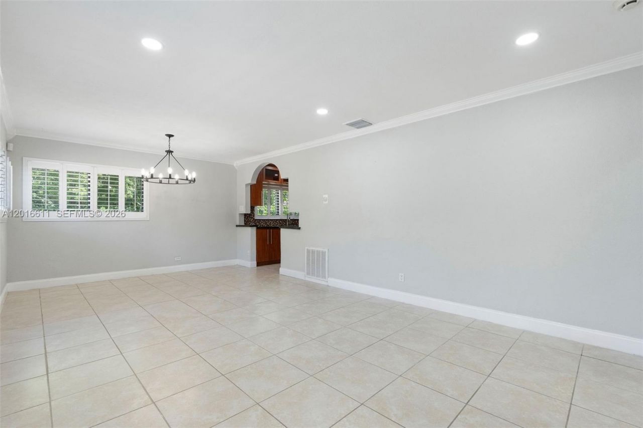 1025 Sylvania Blvd , West Miami, FL 33144 Photo