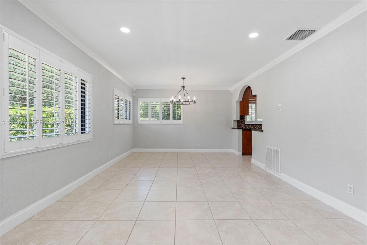 1025 Sylvania Blvd , West Miami, FL 33144 Photo