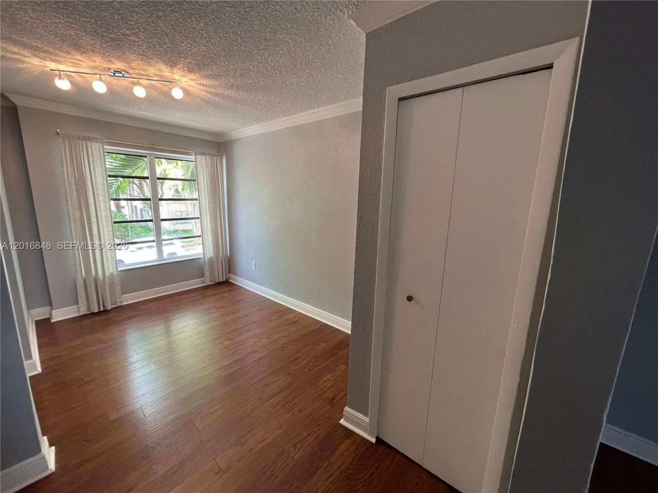 235 Antilla Ave, Unit 5, Coral Gables, FL 33134 Photo