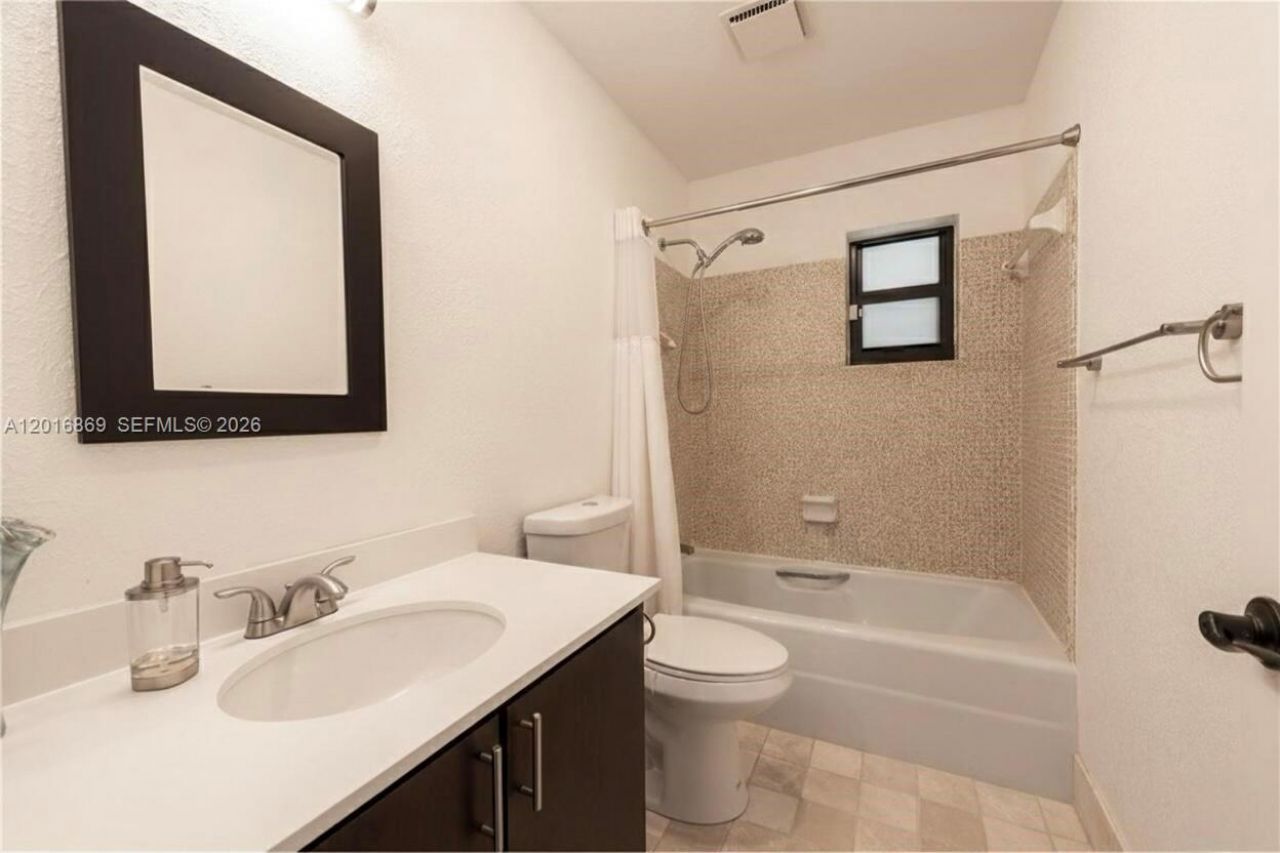 3453 Spring Bluff Pl , Unit 12, Lauderhill, FL 33319 Photo