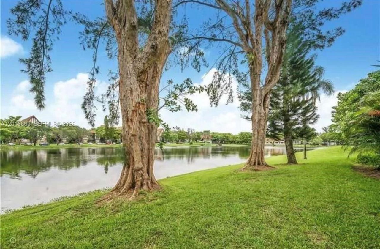 3453 Spring Bluff Pl , Unit 12, Lauderhill, FL 33319 Photo