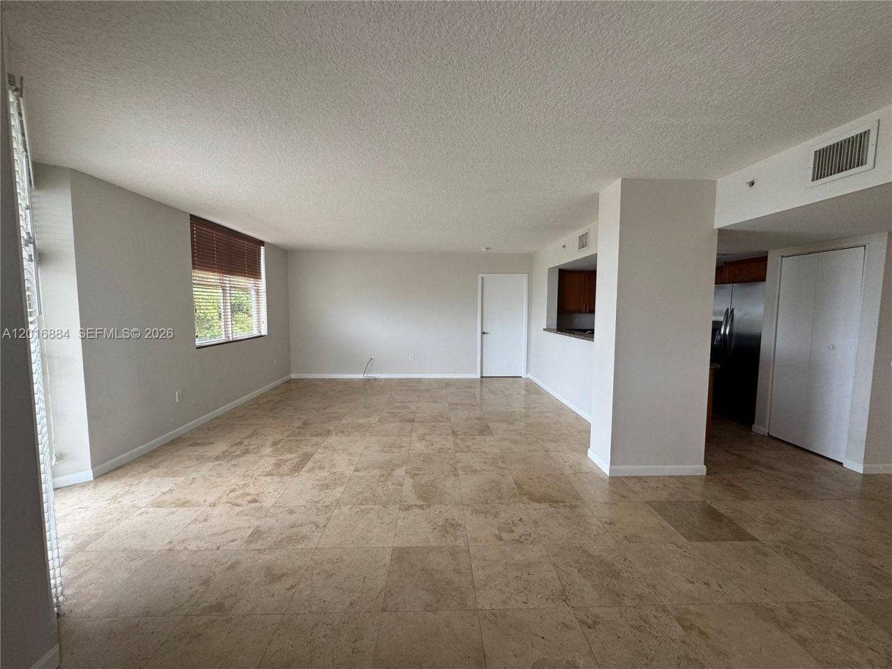 1555 N N.treasure Dr, Unit 313, North Bay Village, FL 33141 Photo