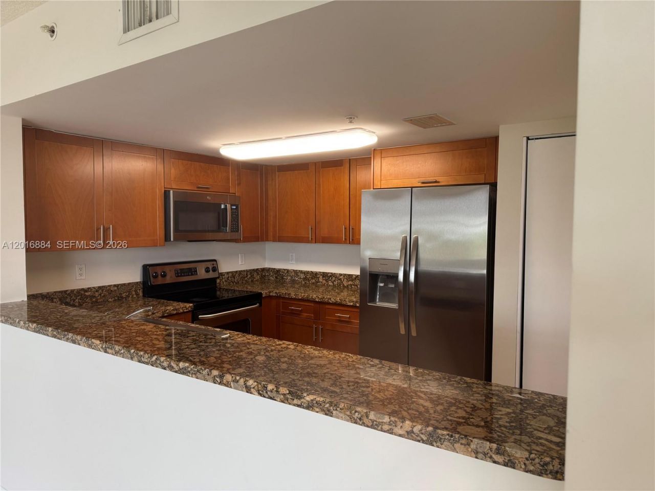 1555 N N.treasure Dr, Unit 313, North Bay Village, FL 33141 Photo