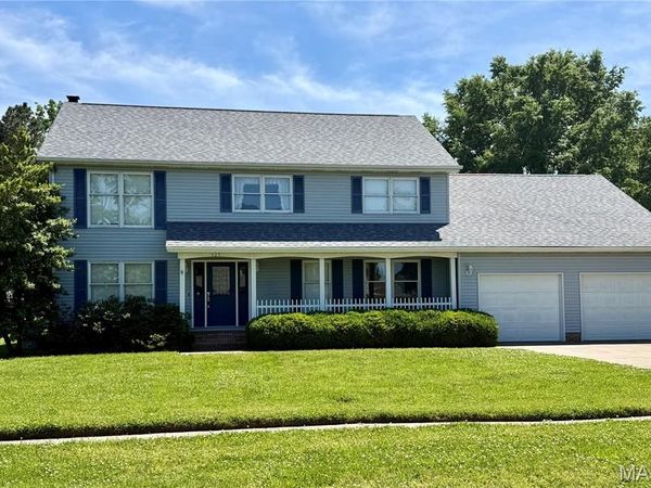 525 W Lindenwood Avenue, Sikeston, MO 63801