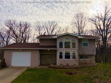 259 Brenda Lane, Sissonville, WV 25312
