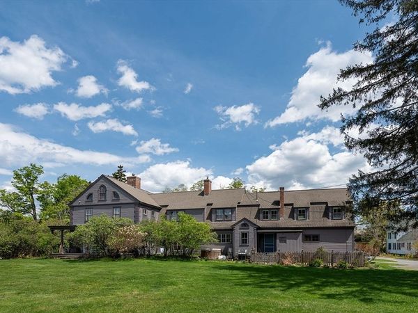 14 South St, Ashfield, MA 01330