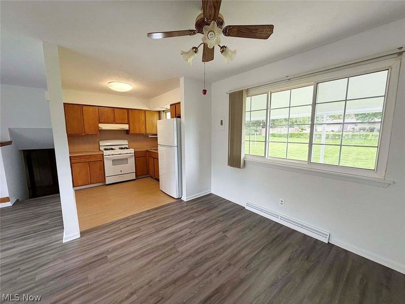 7090 Hillridge Avenue NE, Canton, OH 44721 Photo 10