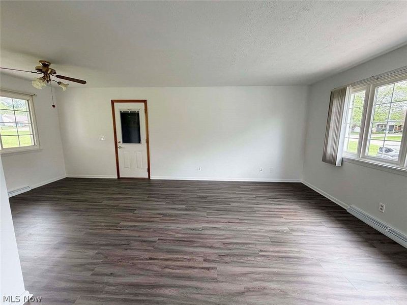 7090 Hillridge Avenue NE, Canton, OH 44721 Photo 11