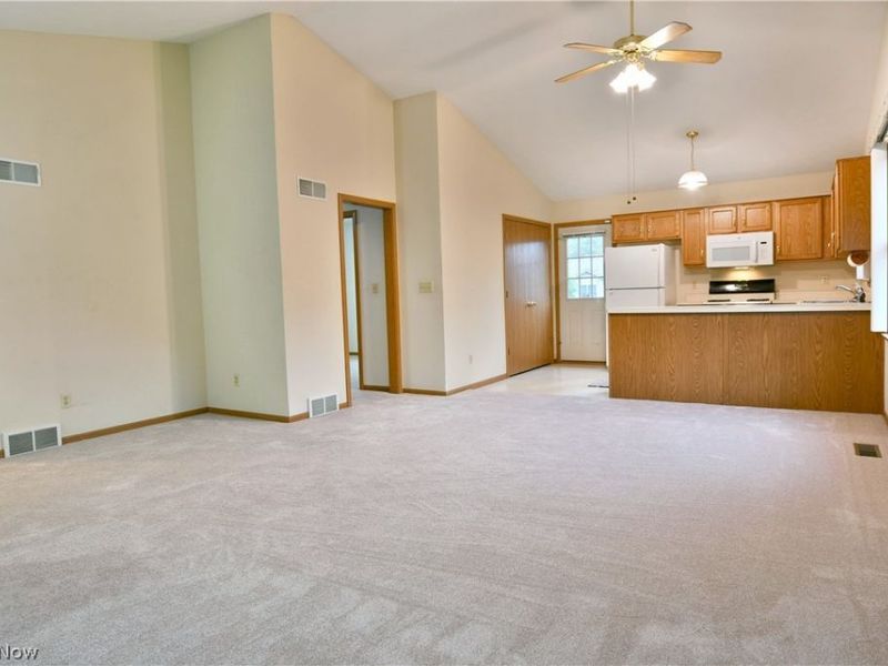 5180 Winthrop Drive, Austintown, OH 44515 Photo 11