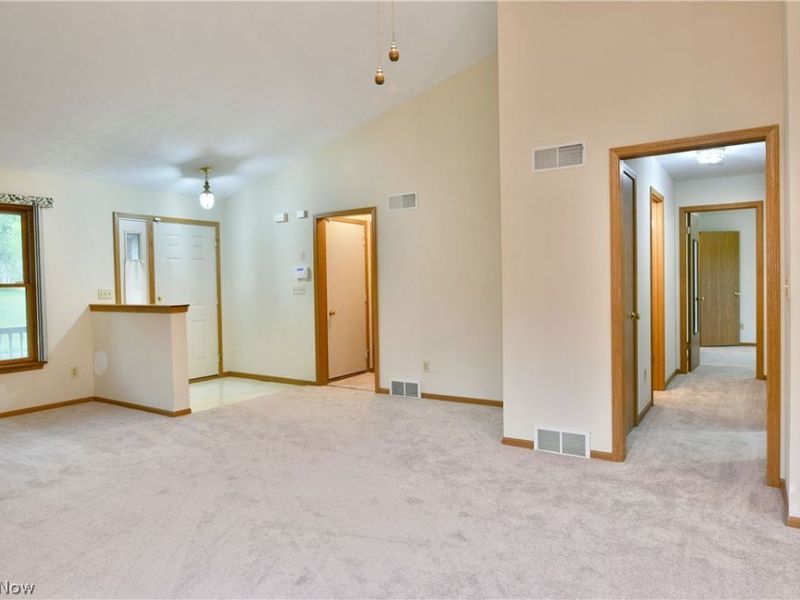5180 Winthrop Drive, Austintown, OH 44515 Photo 14