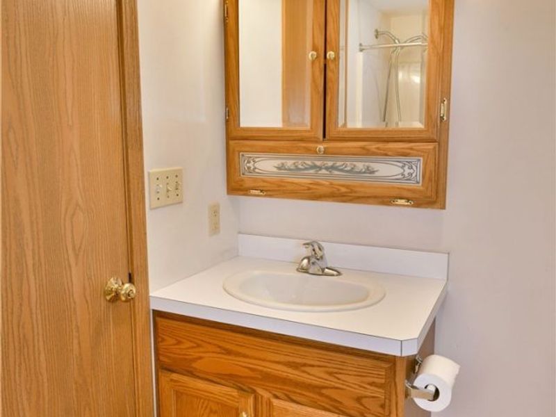5180 Winthrop Drive, Austintown, OH 44515 Photo 31