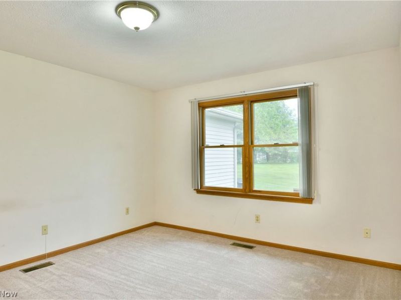 5180 Winthrop Drive, Austintown, OH 44515 Photo 33