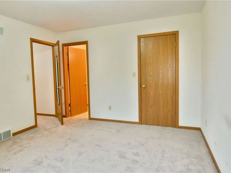 5180 Winthrop Drive, Austintown, OH 44515 Photo 36