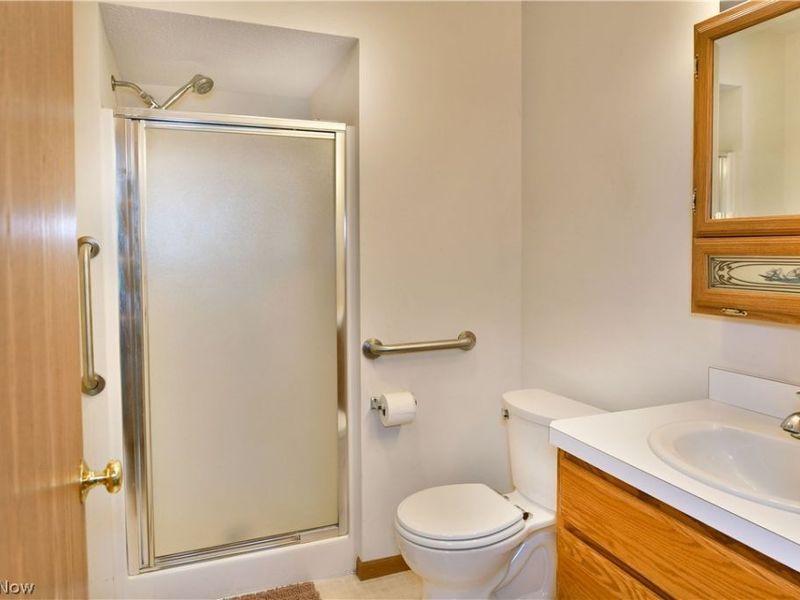 5180 Winthrop Drive, Austintown, OH 44515 Photo 38