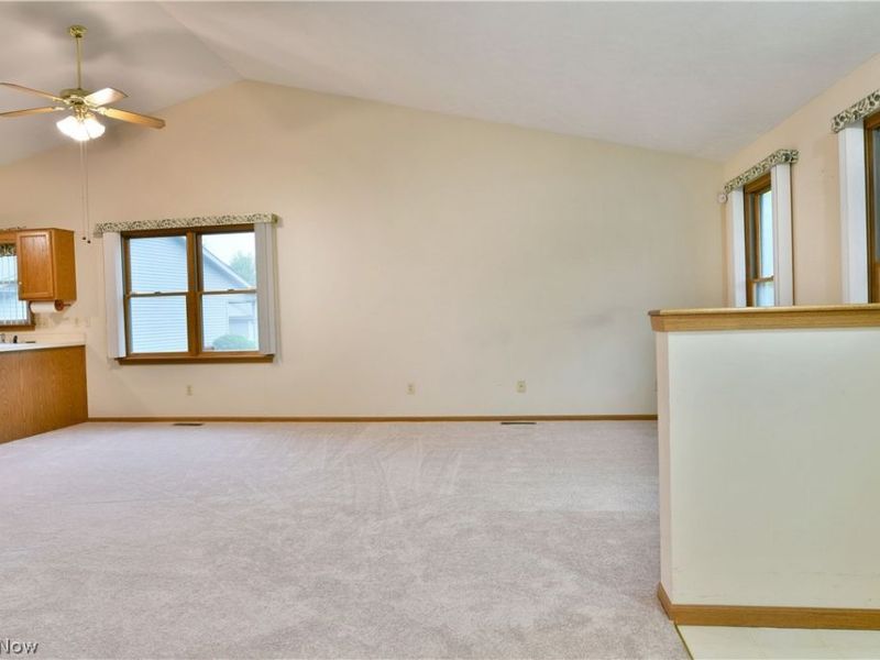 5180 Winthrop Drive, Austintown, OH 44515 Photo 7