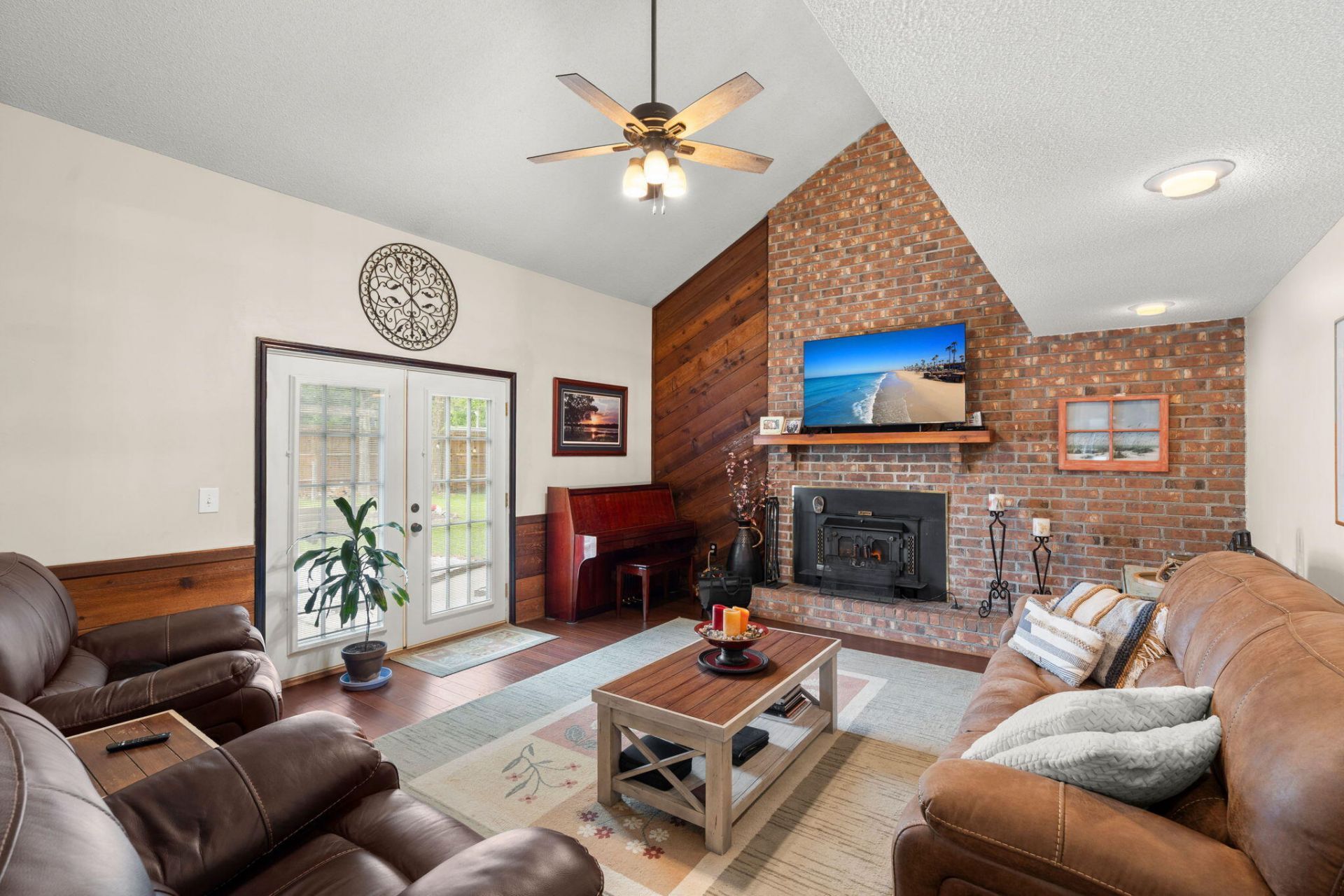 104 Medway Square Photo 7