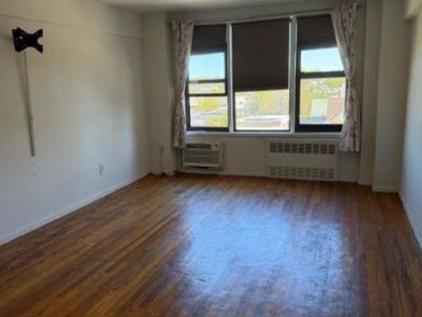 144-63 35th Avenue , Unit 6F, Flushing, NY 11354