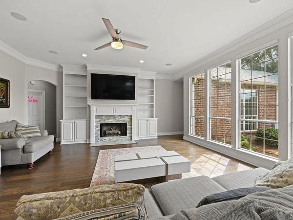 841 Troutbeck Dr, Baton Rouge, LA 70810