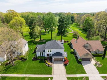 2097 Thistlewood Drive, Columbus, OH 43235