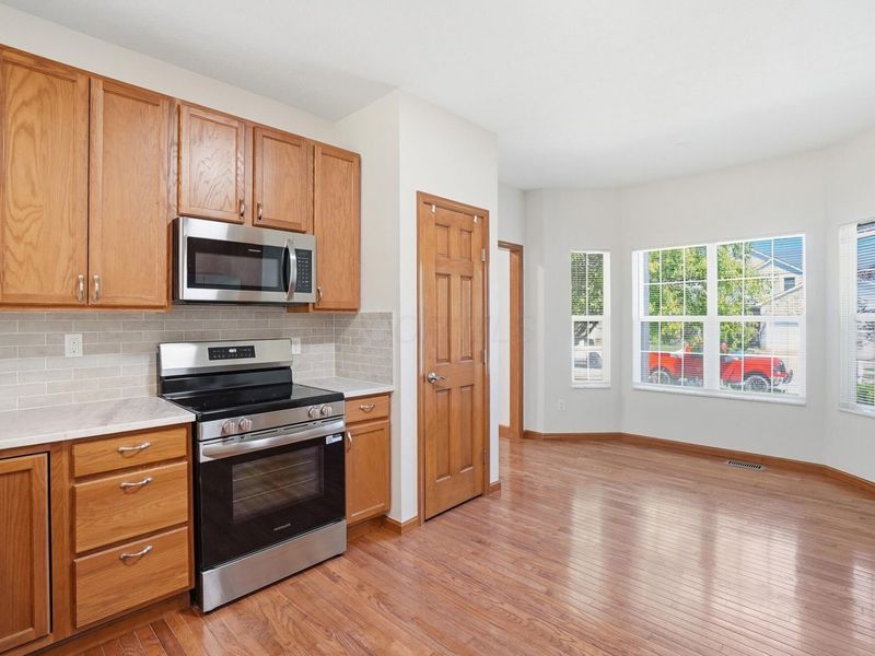 1029 Laketree Court E, Westerville, OH 43081 Photo 13